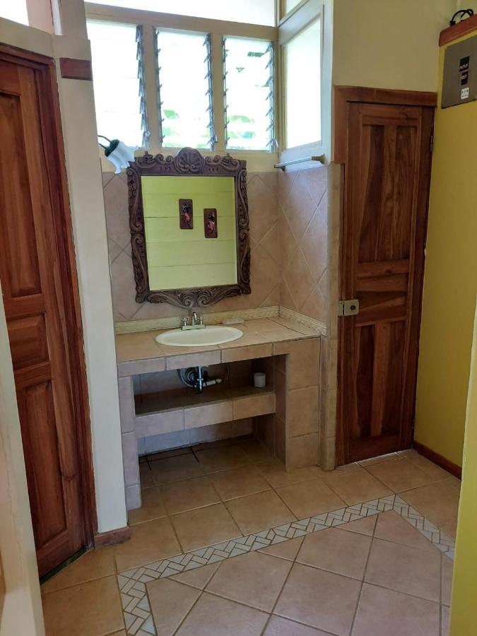 Cabina Rancho La Merced อูวีตา ภายนอก รูปภาพ